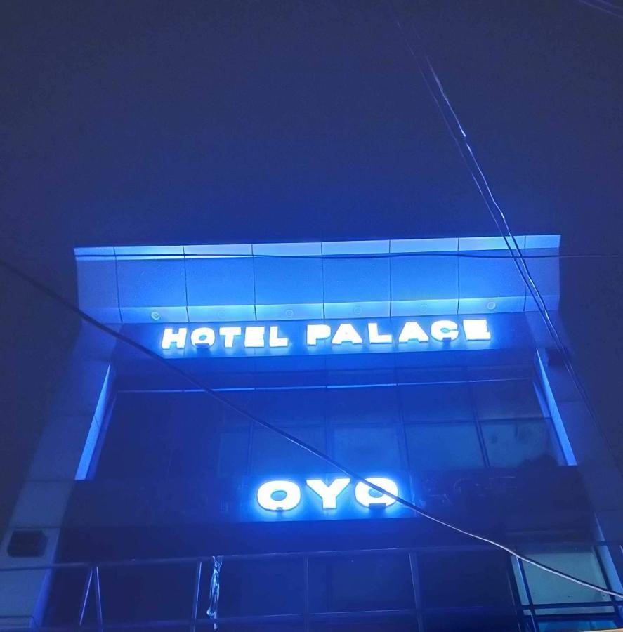 Oyo Palace Hotel Rohtak Exteriör bild